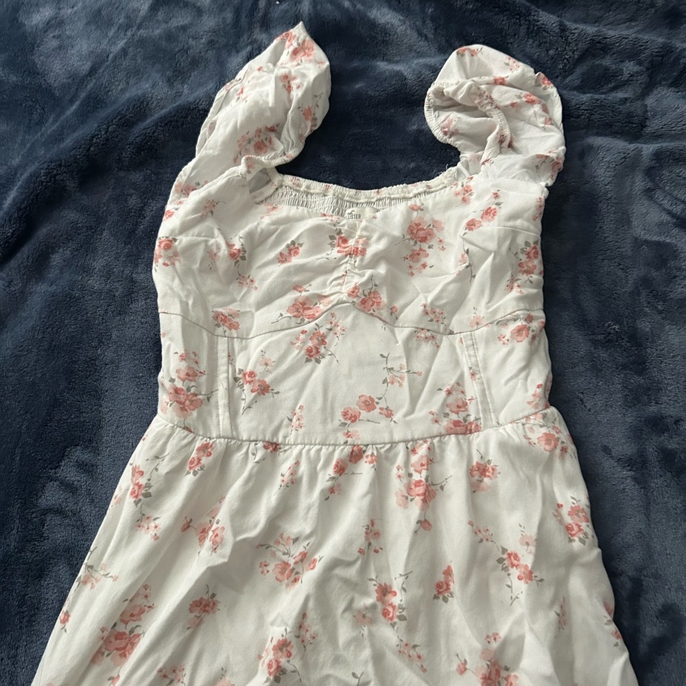 Hollister White and Pink Ruched Dress